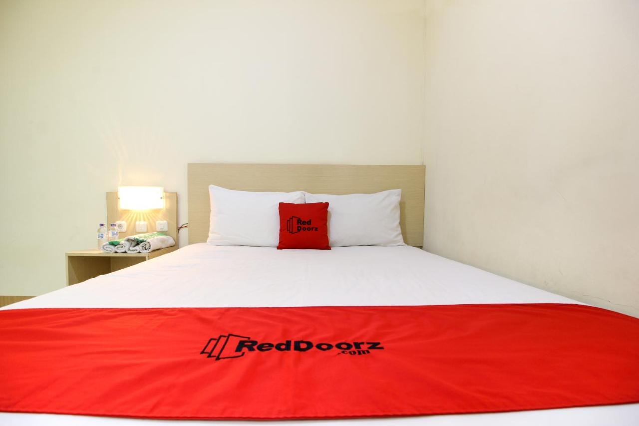 Reddoorz @ Jakal Bawah 2 Hotel Yogyakarta Exterior photo