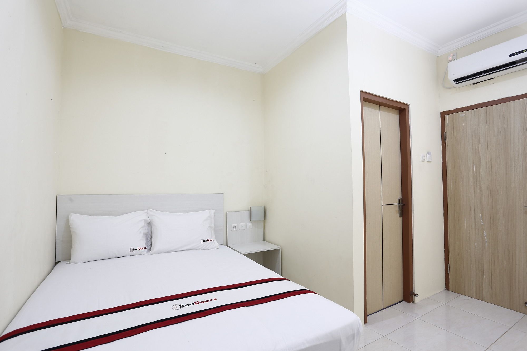 Reddoorz @ Jakal Bawah 2 Hotel Yogyakarta Exterior photo