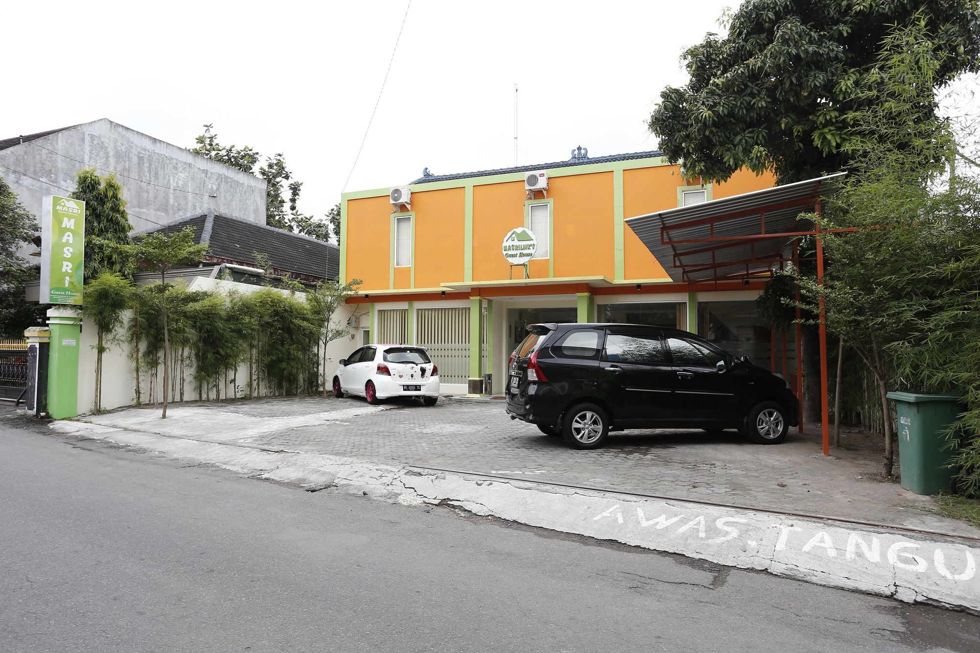 Reddoorz @ Jakal Bawah 2 Hotel Yogyakarta Exterior photo